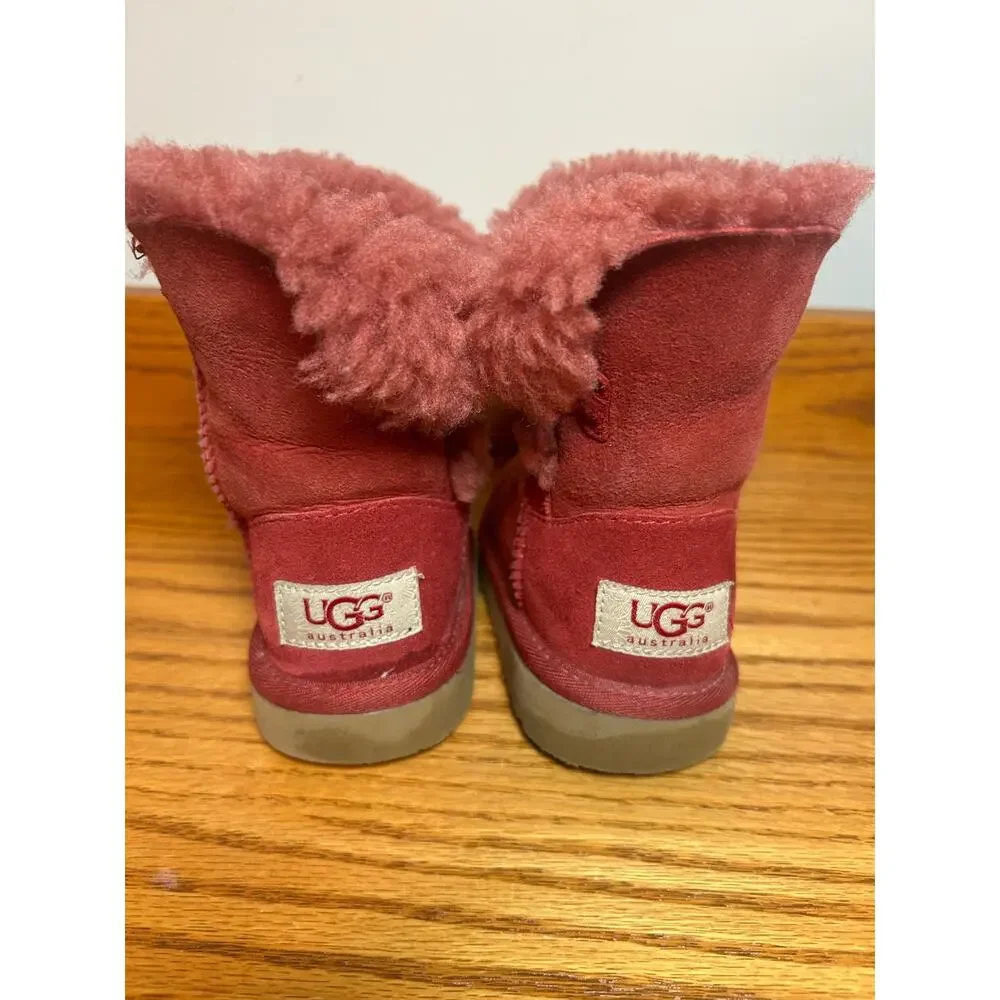 Ugg Classic Bailey Button Toddlers Kids Cranberry Suede Boot 5991T Size 6